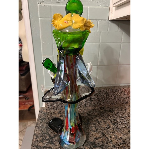This is a vintage Murano art glass clown figurine holding a guitar 18.5" tall - Picture 4 of 7